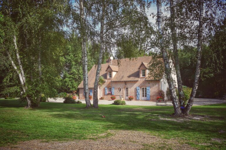 Quelles sont les spécificités de la location saisonnière en zone rurale ?